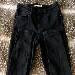 Levis 721 High-Rise Skinny Jean 28
